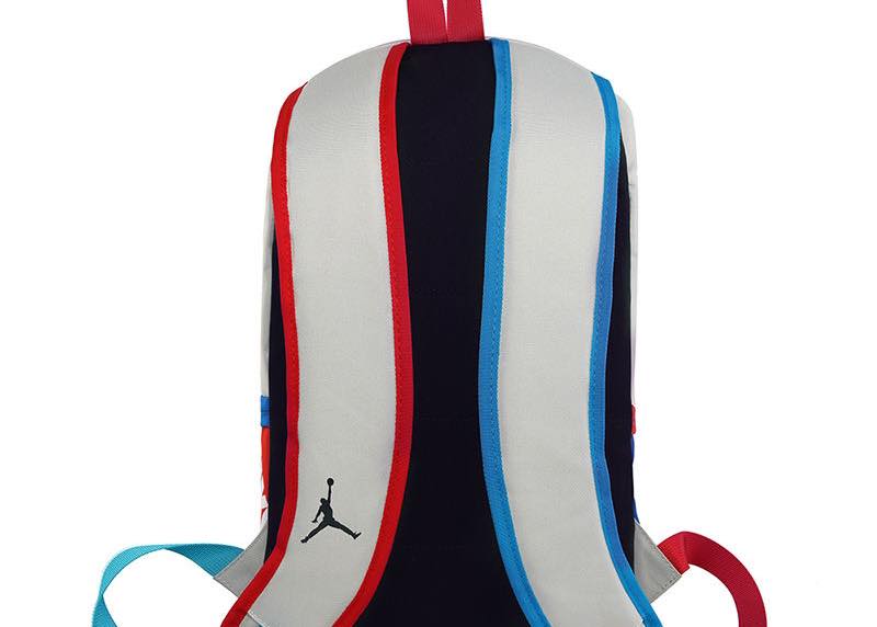 4 in 1 Seasonal backpack 🎒